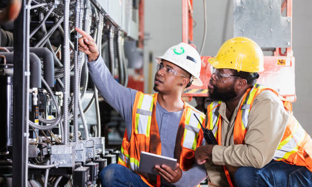 Best 24-Hour Electrician  in Fremont, OH
